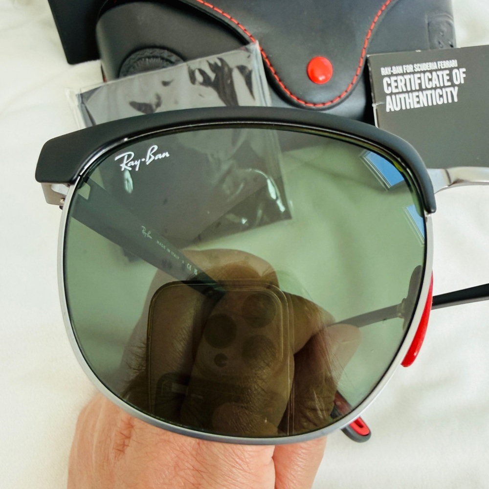 New Ray-Ban Scuderia Ferrari Collection Unisex Sunglasses Black Red Accent NWOT - Picture 8 of 16